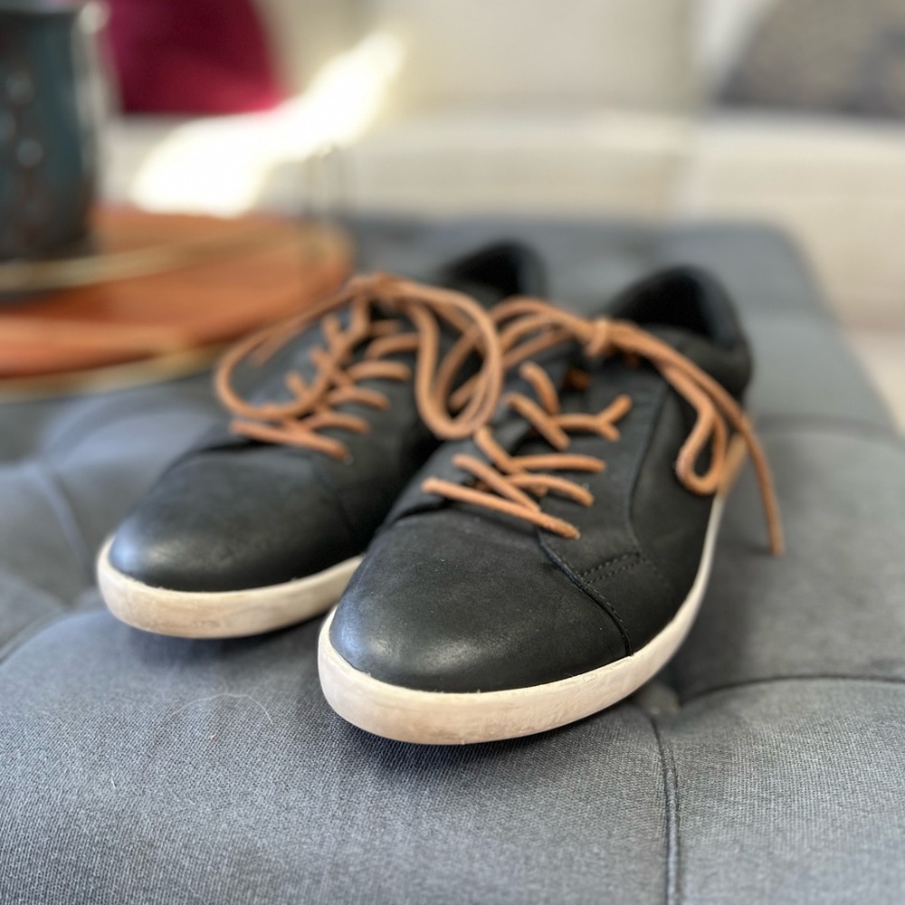 Kork-Ease Paislee Sneaker size 9